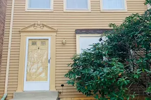 4 Mountain Laurel Ct, Gaithersburg, MD 20879 - Photo 1