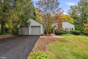 9836 Dellcastle Rd, Montgomery Village, MD 20886 - Photo 1