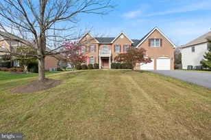 3817 Park Lake Dr, Rockville, MD 20853 - Photo 1