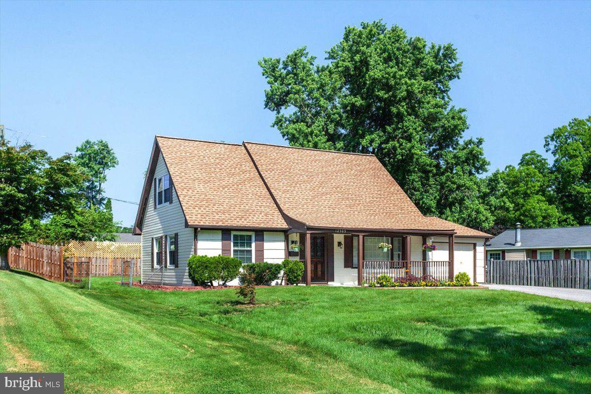 12509 Kensington Ln, Bowie, MD 20715 MLS MDPG2045202 Coldwell Banker