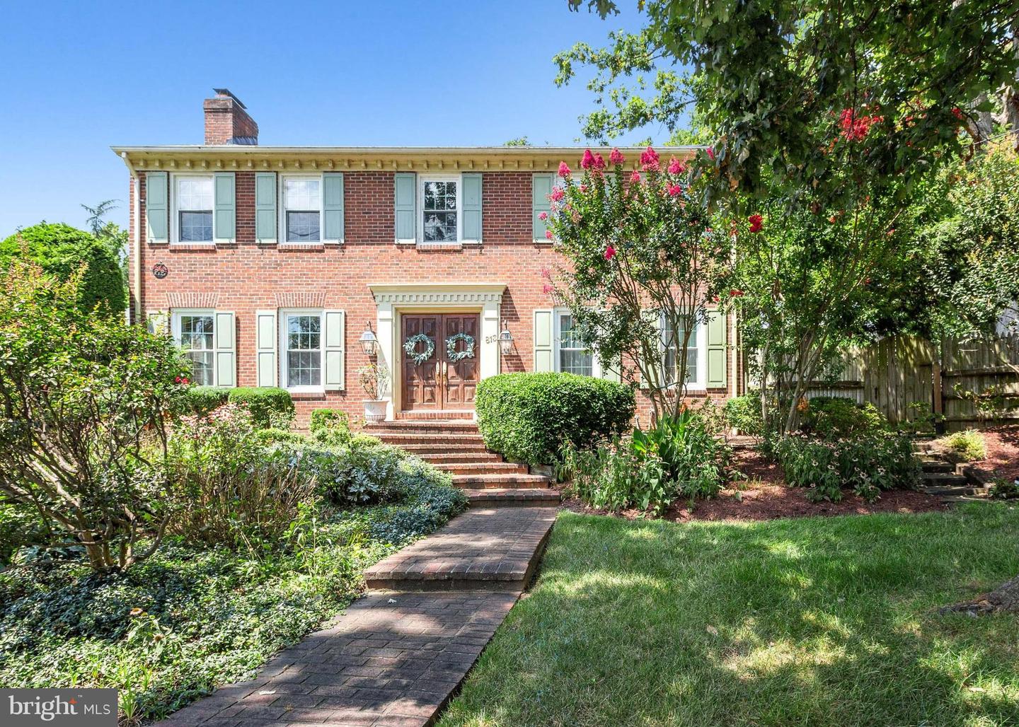 813 Swan Creek Rd, Fort Washington, MD 20744 MLS MDPG2052626