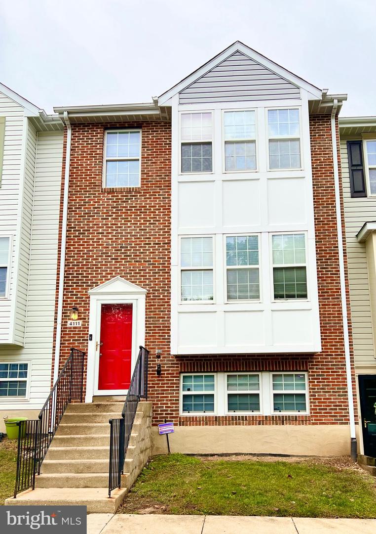 4111 Applegate Ct 4, Suitland, MD 20746 MLS MDPG2061058 Coldwell
