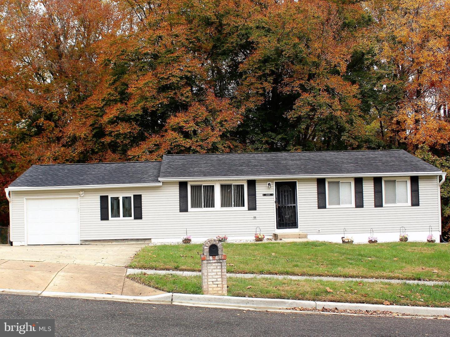 12108 Deka Rd, Clinton, MD 20735 MLS MDPG2061932 Coldwell Banker
