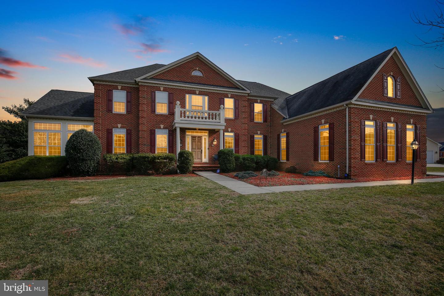 313 Lismore Dr, Fort Washington, MD 20744 MLS MDPG2066800 Coldwell