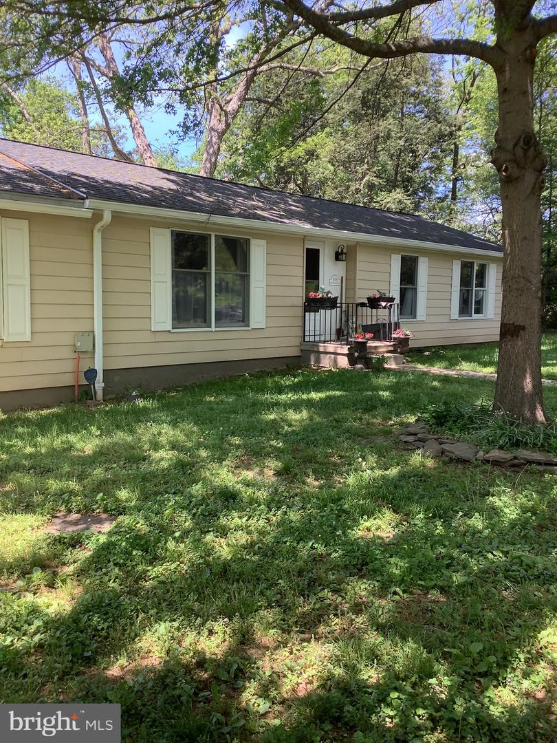 6008 Bell Station Rd, Glenn Dale, MD 20769 MLS MDPG2068234 Coldwell