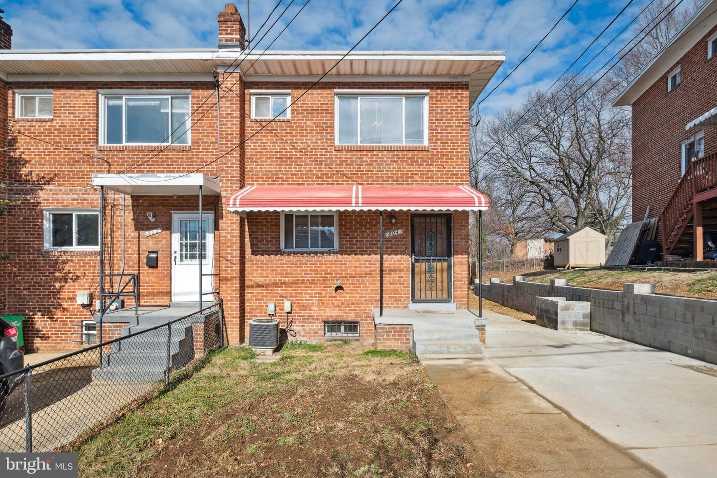 804 Neptune Ave, Oxon Hill, MD 20745 MLS MDPG2069134 Coldwell Banker