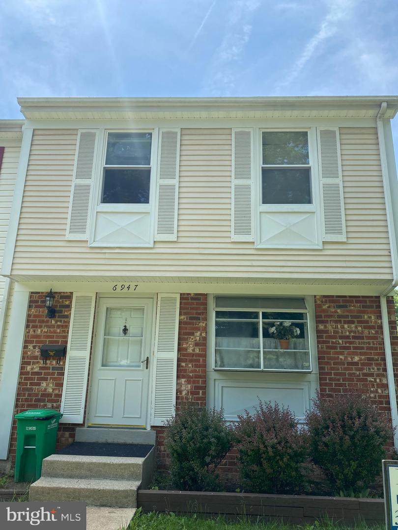 6947 Woodstream Ln, Lanham, MD 20706 MLS MDPG2072344 Coldwell Banker