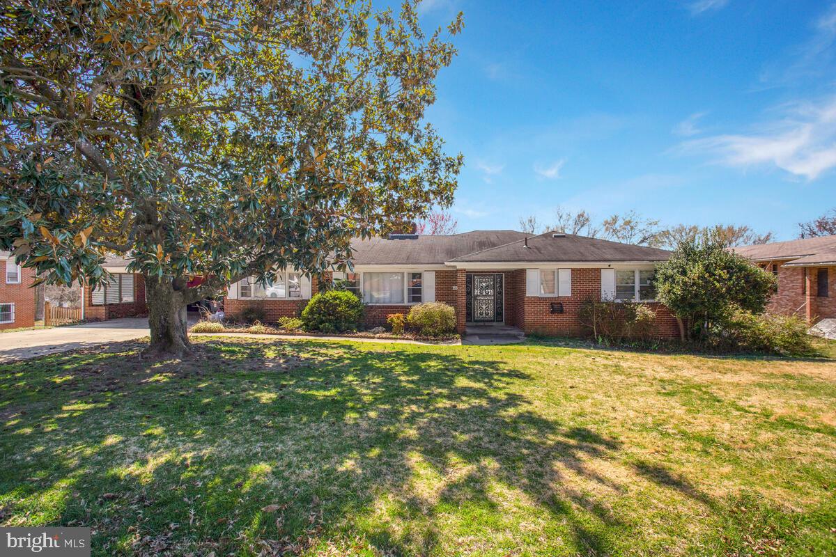 1805 Brierfield Rd, Oxon Hill, MD 20745 MLS MDPG2072934 Coldwell Banker