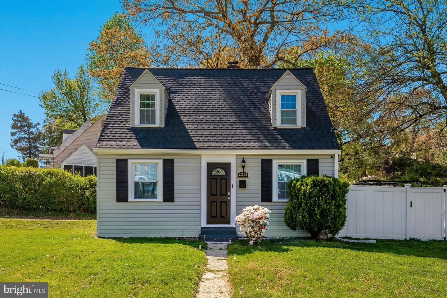 2213 Breton Dr, District Heights, MD 20747 MLS MDPG2074186 Coldwell