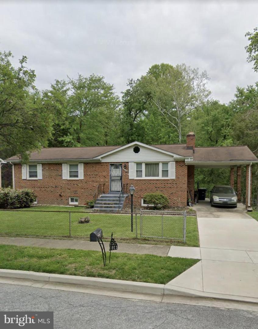 6911 Groveton Dr, Clinton, MD 20735 MLS MDPG2076244 Coldwell Banker