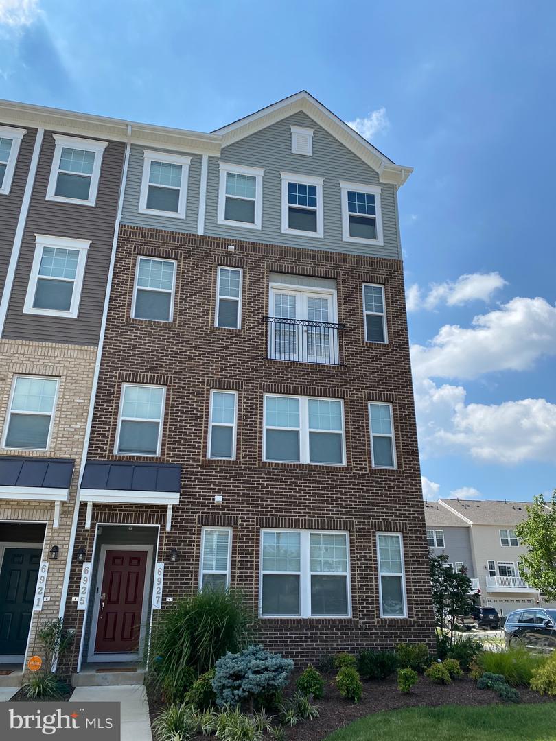 6925 Stoddert Ln, Landover, MD 20785 MLS MDPG2081698 Coldwell Banker