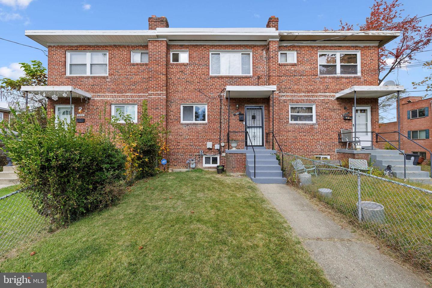 904 Dunster Dr, Oxon Hill, MD 20745 MLS MDPG2089920 Coldwell Banker