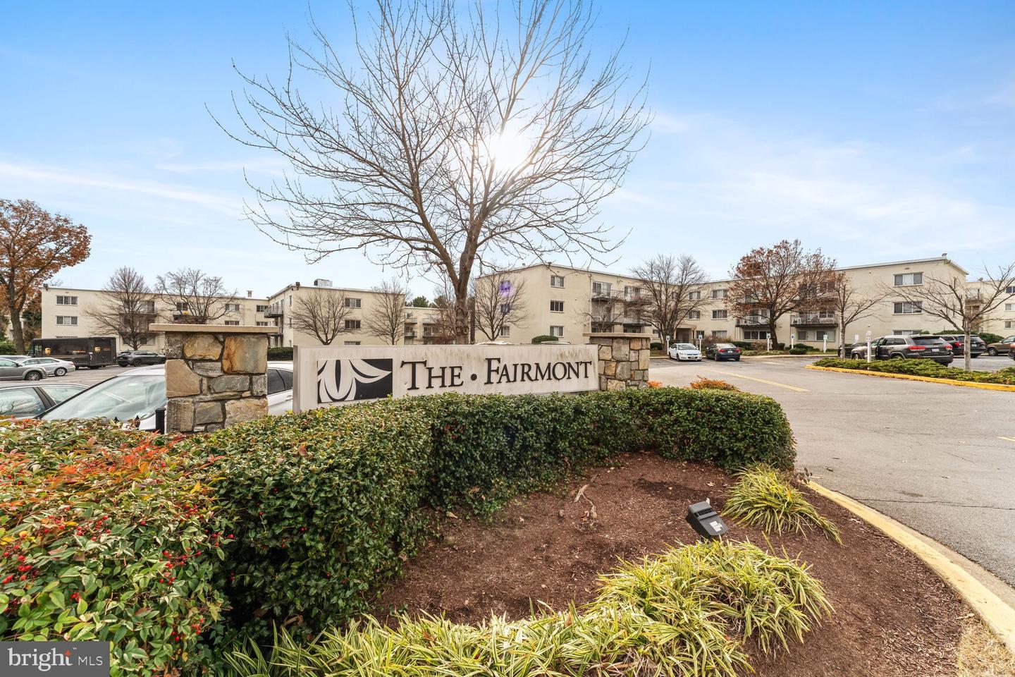 5601 Parker House Terrace 420, Hyattsville, MD 20782 MLS MDPG2098564