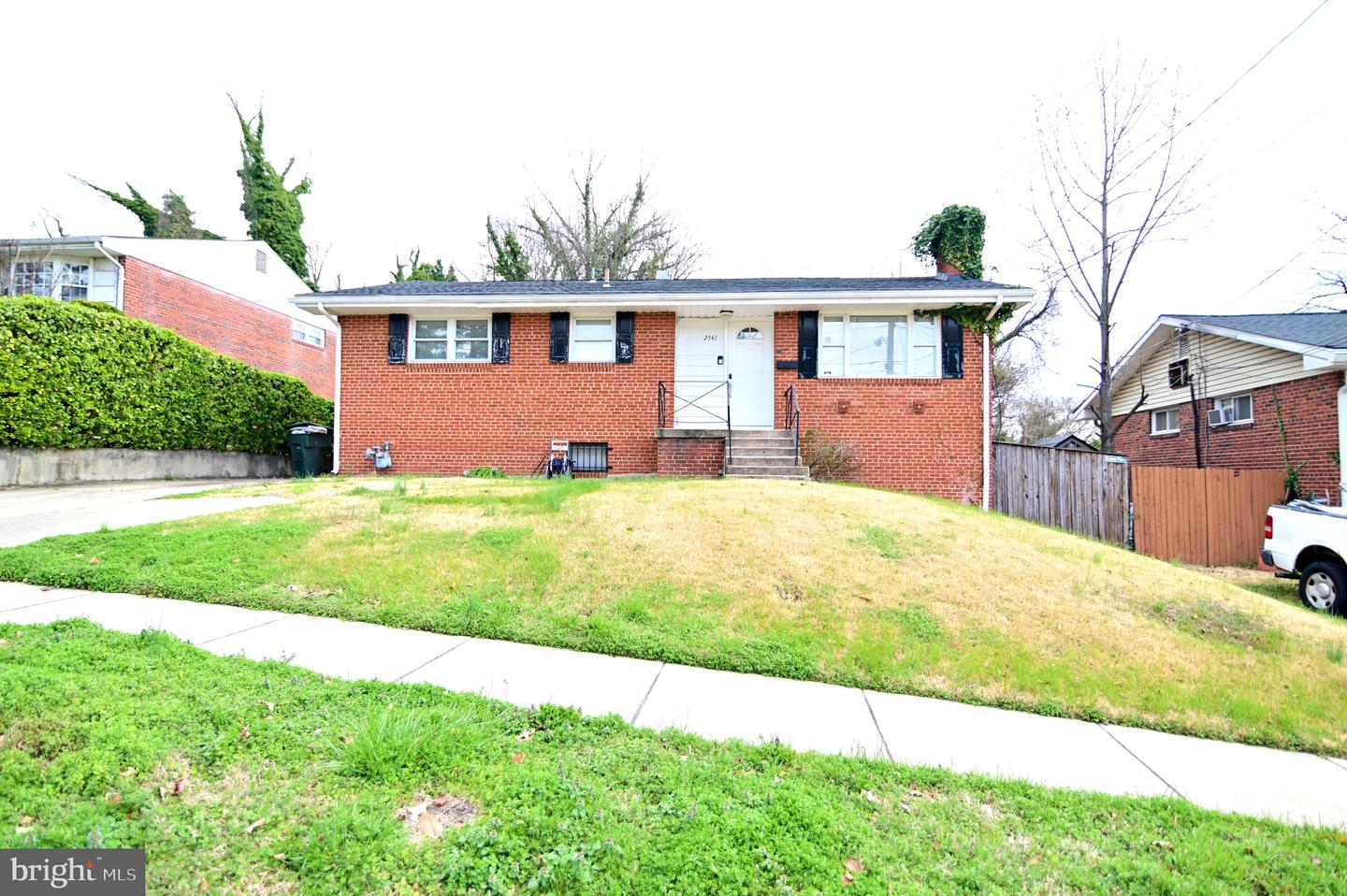 2541 Fairhill Dr, Suitland, MD 20746 MLS MDPG2100070 Coldwell Banker