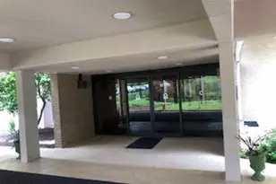 6100 Westchester Park Dr, College Park, MD 20740 - Photo 1