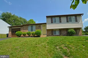 6908 Dunnigan Dr, Clinton, MD 20735 - Photo 1