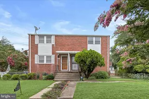 5011 36th Pl, Hyattsville, MD 20782 - Photo 1