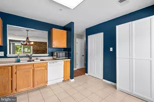 4119 Candy Apple Ln, Suitland, MD 20746 - Photo 15