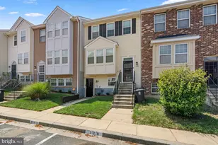 4119 Candy Apple Ln, Suitland, MD 20746 - Photo 3