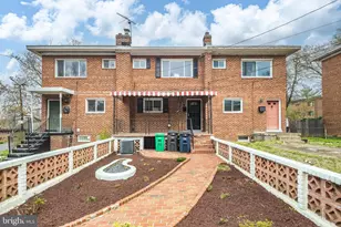 702 Neptune Ave, Oxon Hill, MD 20745 - Photo 1