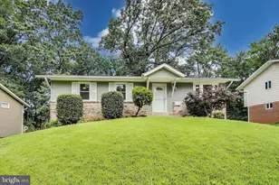 129 Lastner Ln, Greenbelt, MD 20770 - Photo 1