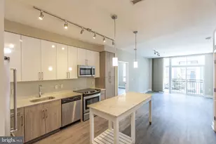 145 Riverhaven Dr, Oxon Hill, MD 20745 - Photo 1