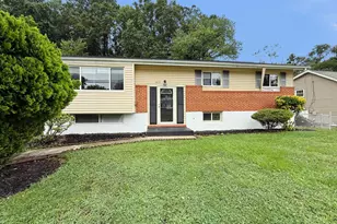 5521 Helmont Dr, Oxon Hill, MD 20745 - Photo 1