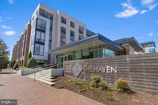 145 Riverhaven Dr, Oxon Hill, MD 20745 - Photo 1