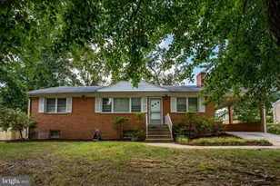 6105 Parkview Ln, Clinton, MD 20735 - Photo 1