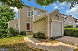 4660 Winterberry Ln, Oxon Hill, MD 20745 - Photo 1