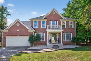 5810 Silk Tree Dr, Riverdale, MD 20737 - Photo 1