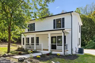 901 Old Walnut St, Capitol Heights, MD 20743 - Photo 1