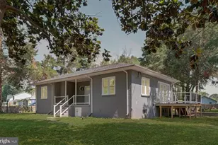 401 Bryan Point Rd, Accokeek, MD 20607 - Photo 1