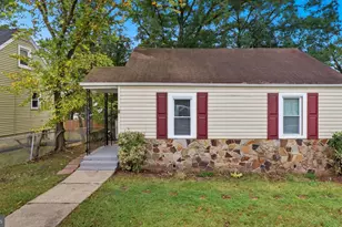 8 Vale Pl, Capitol Heights, MD 20743 - Photo 1