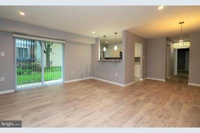 11352 Cherry Hill Rd 1y103 Beltsville Md 20705 Mls Mdpg527074