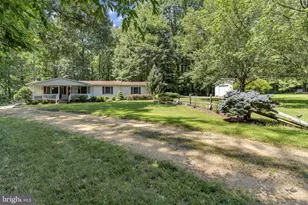 26245 Mar A Lee Dr, Mechanicsville, MD 20659 - Photo 1