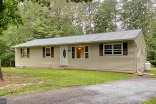 21851 Peters Ct, California, MD 20619 - Photo 1