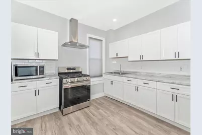 300 Cannon Avenue S, Hagerstown, MD 21740 - Photo 1