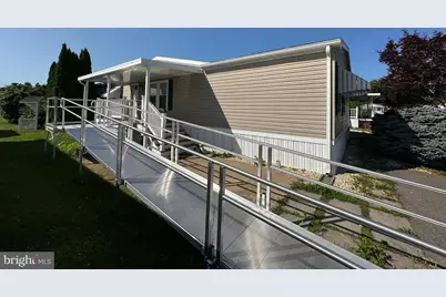 16841 Longfellow Ct, Hagerstown, MD 21740 - Photo 1