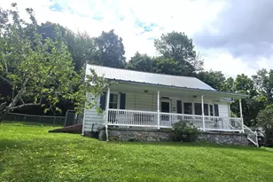 25217 Elhuff Ct, Cascade, MD 21719 - Photo 1