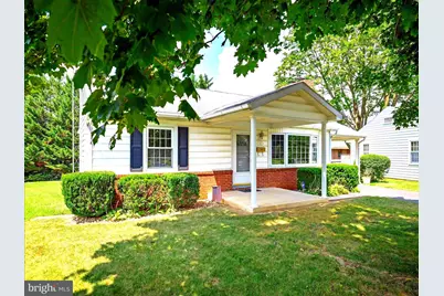 913 Kenwood Drive, Hagerstown, MD 21740 - Photo 1
