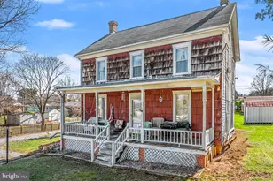 11815 Robinwood Dr, Hagerstown, MD 21742 - Photo 1