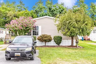 16842 Longfellow Ct, Hagerstown, MD 21740 - Photo 1