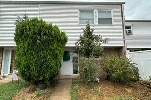 421 Bethlehem Ct, Hagerstown, MD 21740 - Photo 1