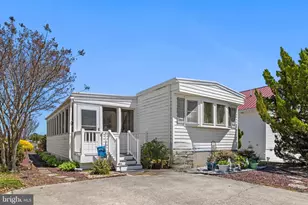 822 Bahia Dr, Ocean City, MD 21842 - Photo 1