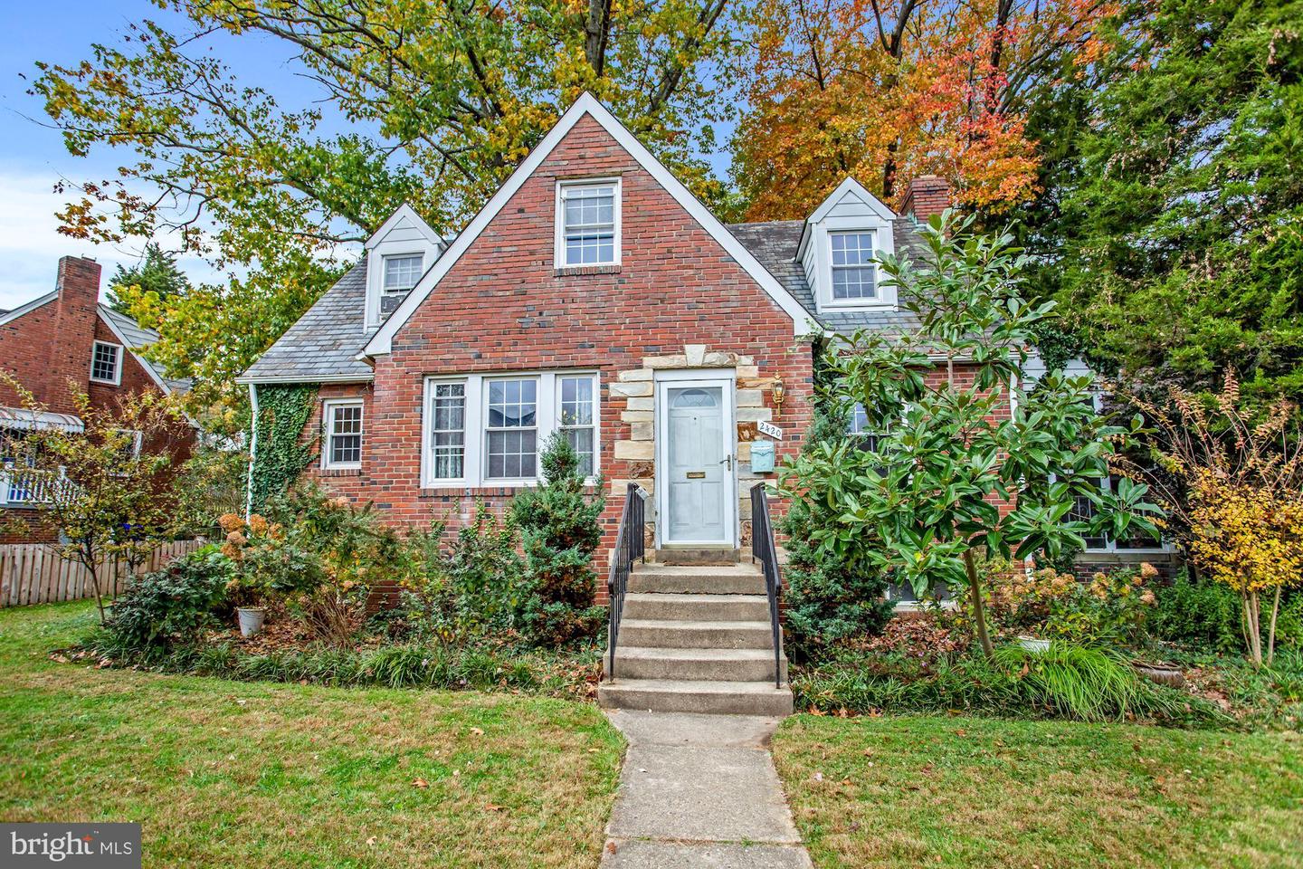 2420 N Mason Dr, Arlington, VA 22207 MLS VAAR2023458