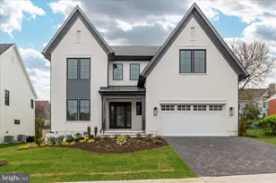 6200 31st St N, Arlington, VA 22207 - Photo 1