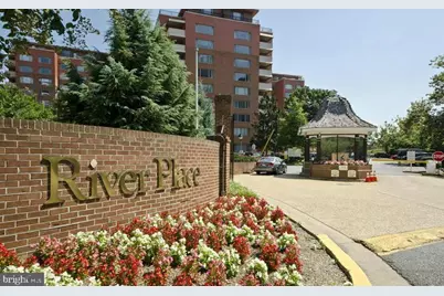 1011 Arlington Boulevard #734, Arlington, VA 22209 - Photo 1