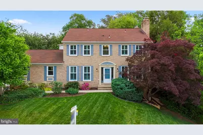 4752 40th Street N, Arlington, VA 22207 - Photo 1