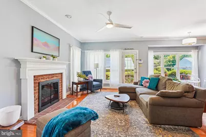 3913 8th Street S, Arlington, VA 22204 - Photo 1